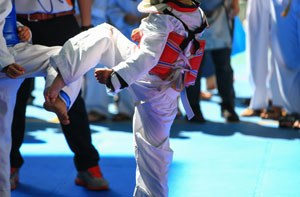 Taekwondo Lessons Tonypandy UK Near Me
